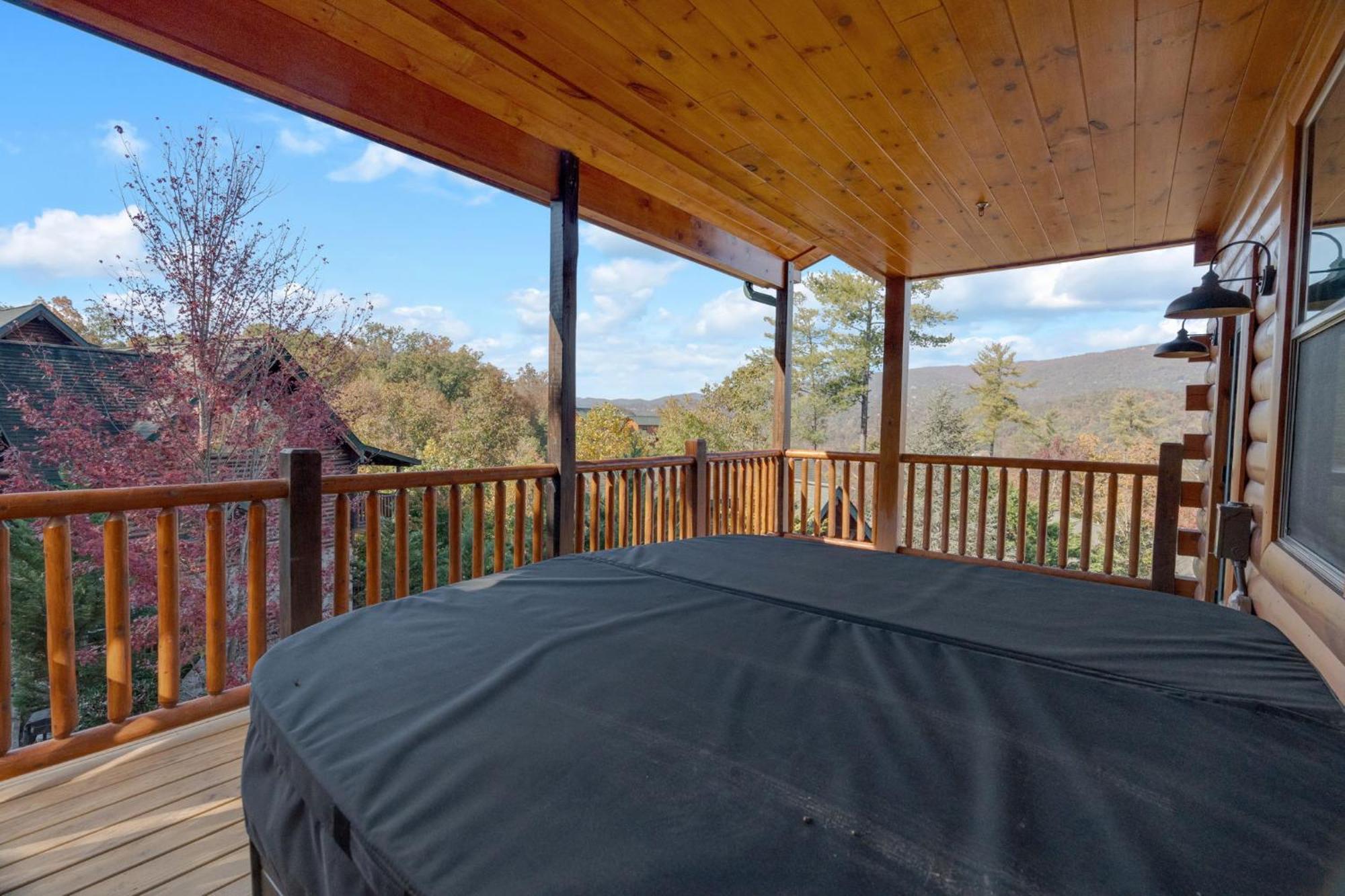 Willa New Luxury Cabin With Indoor Pool, Hot Tub, & Theater Pigeon Forge Zewnętrze zdjęcie