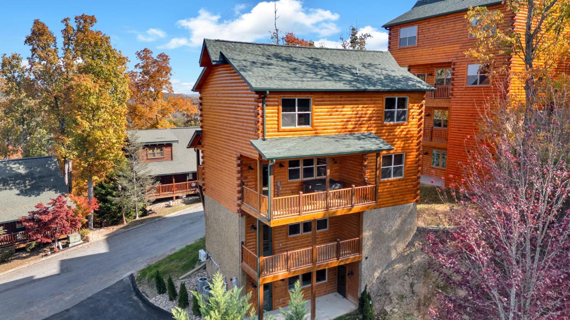 Willa New Luxury Cabin With Indoor Pool, Hot Tub, & Theater Pigeon Forge Zewnętrze zdjęcie