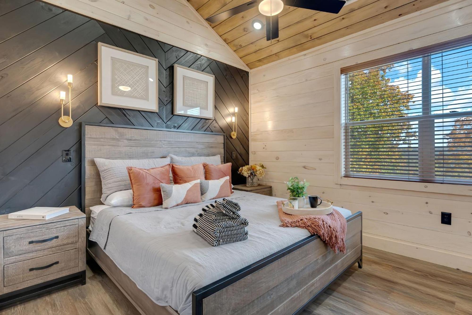 Willa New Luxury Cabin With Indoor Pool, Hot Tub, & Theater Pigeon Forge Zewnętrze zdjęcie